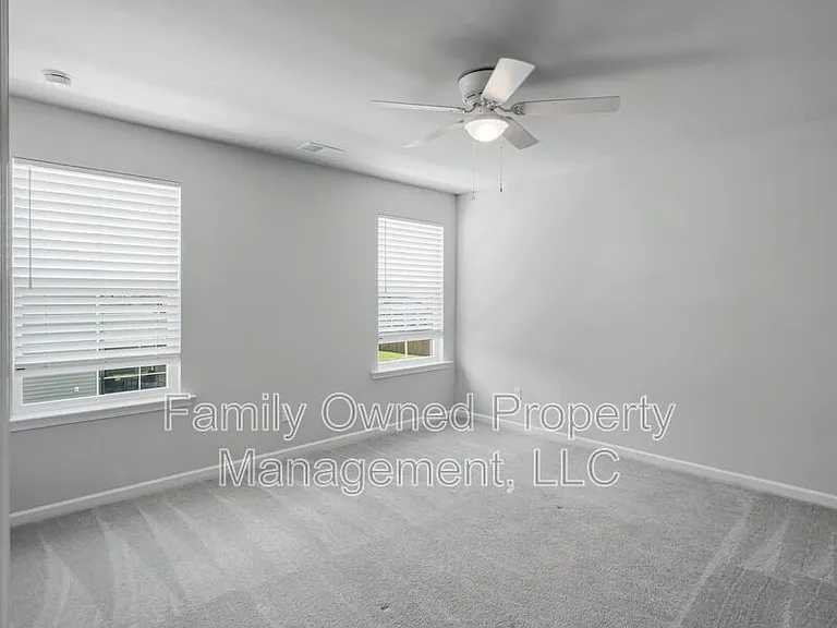 2048 Longhorn Ln — Photo 45