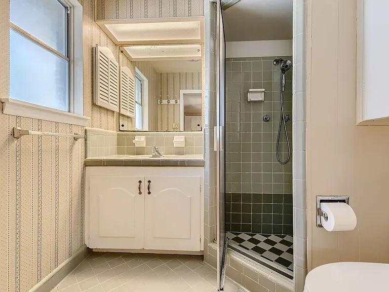3210 Nantucket Dr — Photo 7