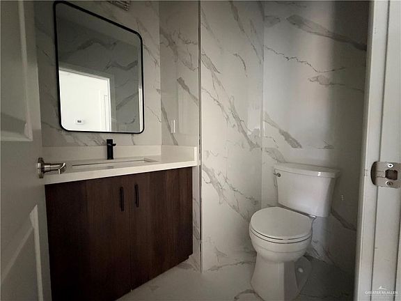 5th image of 3018 S K Center St #3