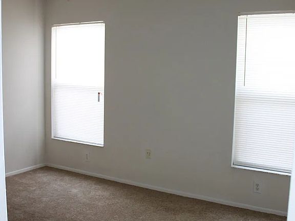 4th image of 4629 Copper Ln