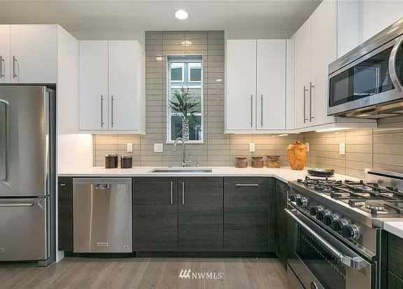 Kitchen on second floor
