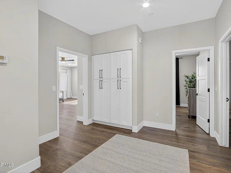10587 E Sheena Dr — Photo 33