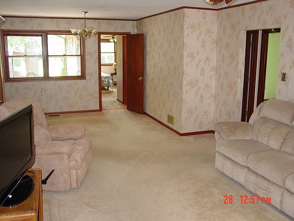 3rd image of 16934 S Cicero Ave