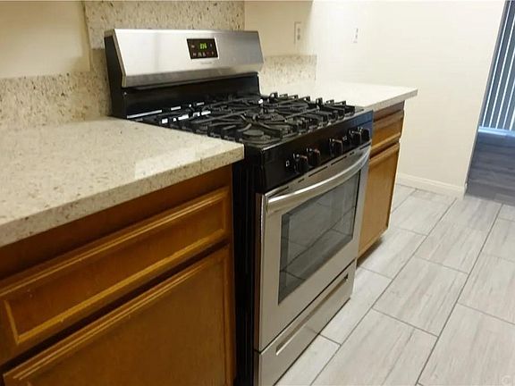 4th image of 2177 Basswood Ct