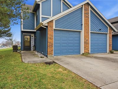 512 NE Brookwood Cir APT D, Blue Springs, MO, 64014