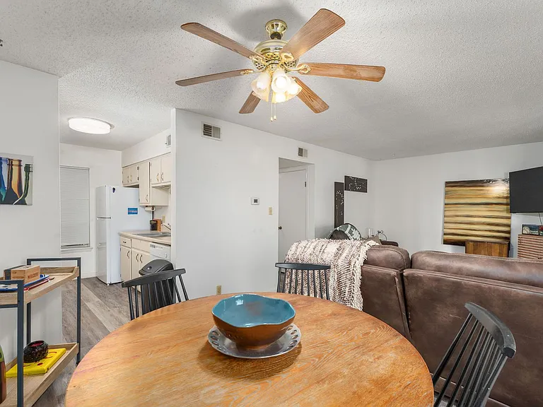 173 Cordero Ln — Photo 15