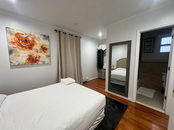 5th image of 6909 Polk St #1