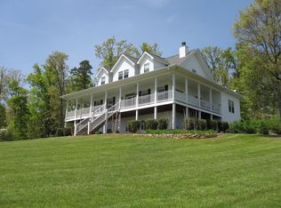 1016 Quail Ridge Ln, Dandridge, TN 37725