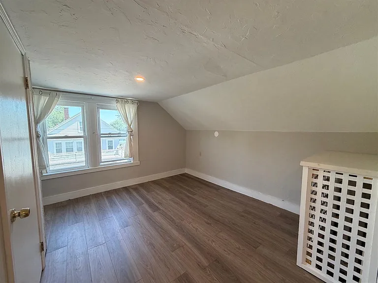 57 Clarendon Ave #1 — Photo 8