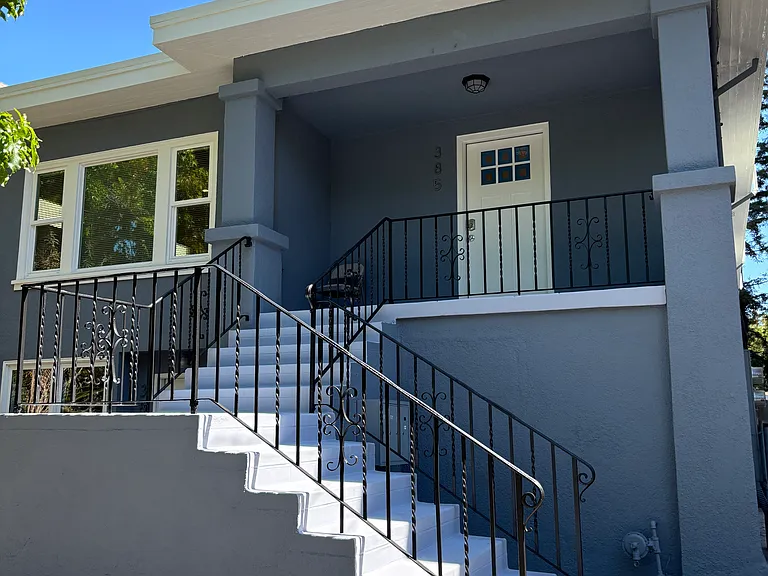 385 Alcatraz Ave #385 — Photo 22