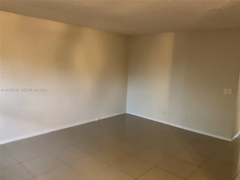 150 SW 134th Way #304R — Photo 4