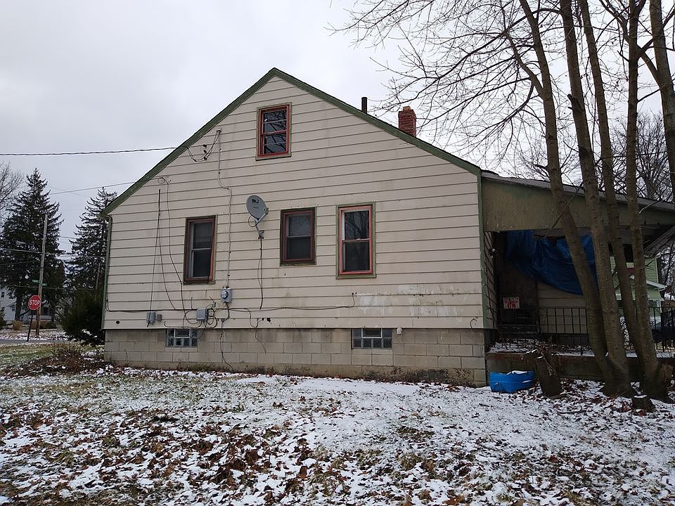 1st image of 199 Hilton Ave