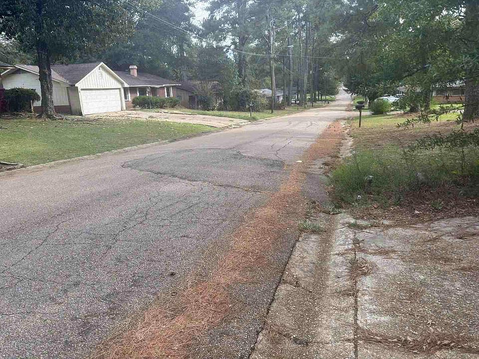 2nd image of 4812 Will O Wood Blvd