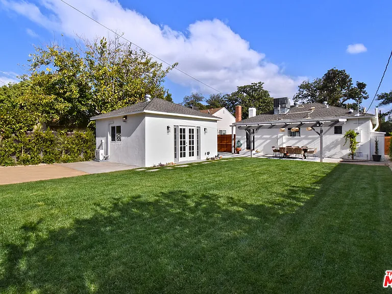 6167 Costello Ave — Photo 47