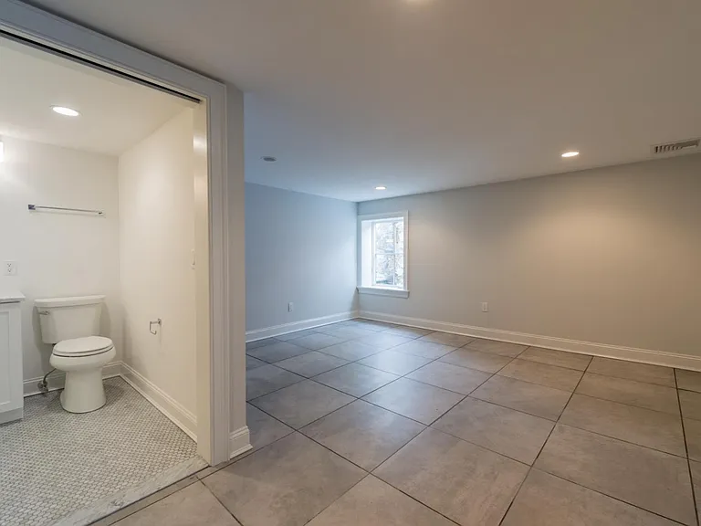 8 Westview Pl — Photo 24