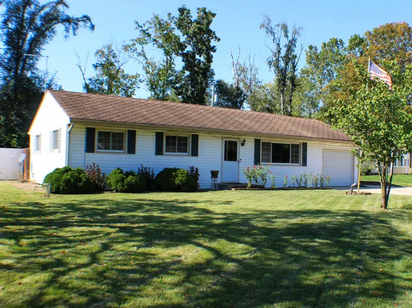 946 Ruth Ln, Niles, MI 49120
