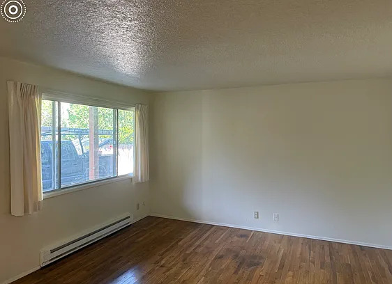 660 2nd St #3 — Photo 3