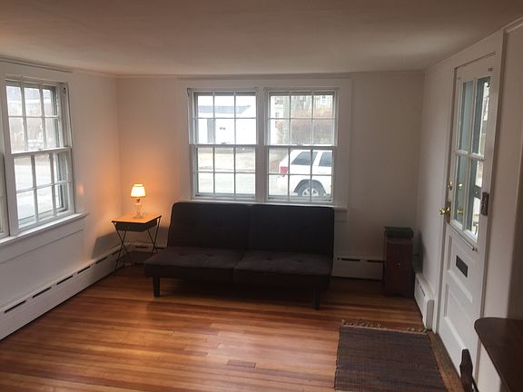 4th image of 813 Wiggins St