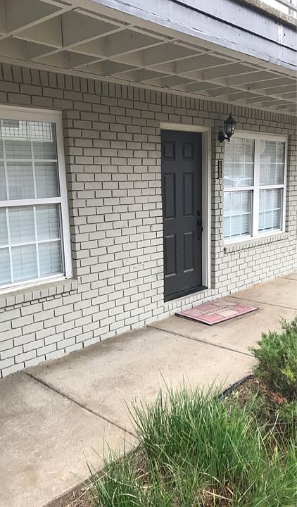1st image of 1802 Jackson Ave W APT 169