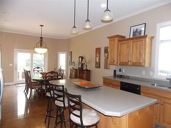 kitchen open to breakfast area