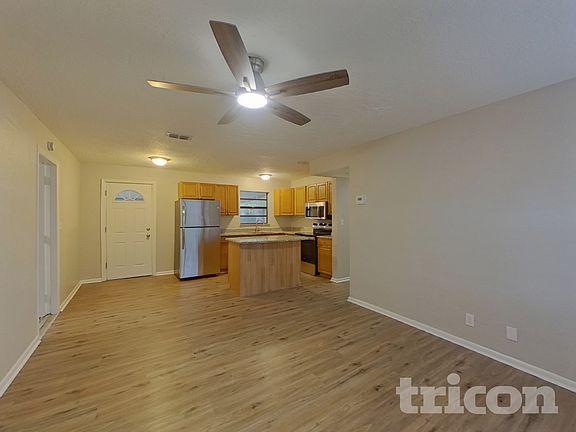 3rd image of 2147 66th Ave S