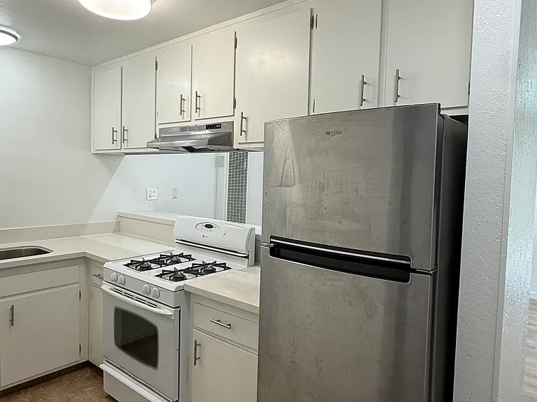 1141 E Foothill Blvd #5 — Photo 8