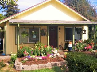 363 19th St, Springfield, OR 97477