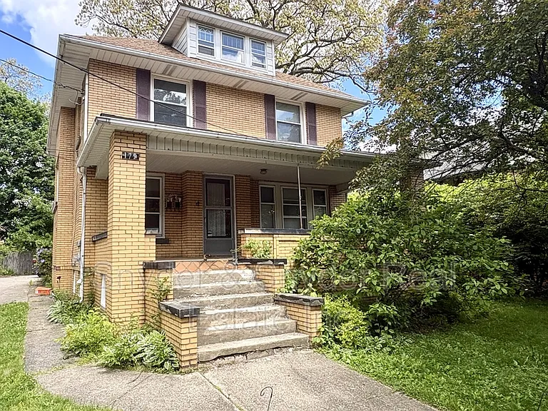 179 Oakdale Ave #1 — Photo 1