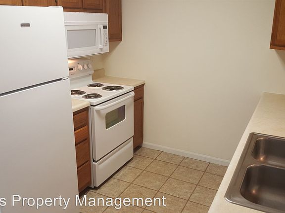 5th image of 3536 Prescott Dr