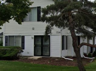 48 Churn Rd, Matteson, IL 60443