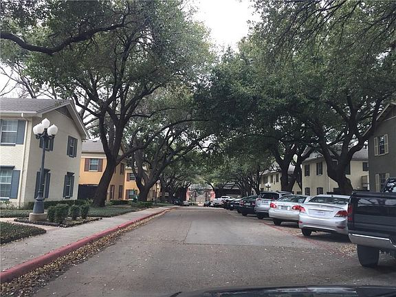 2nd image of 4706 Bradford Dr #4706
