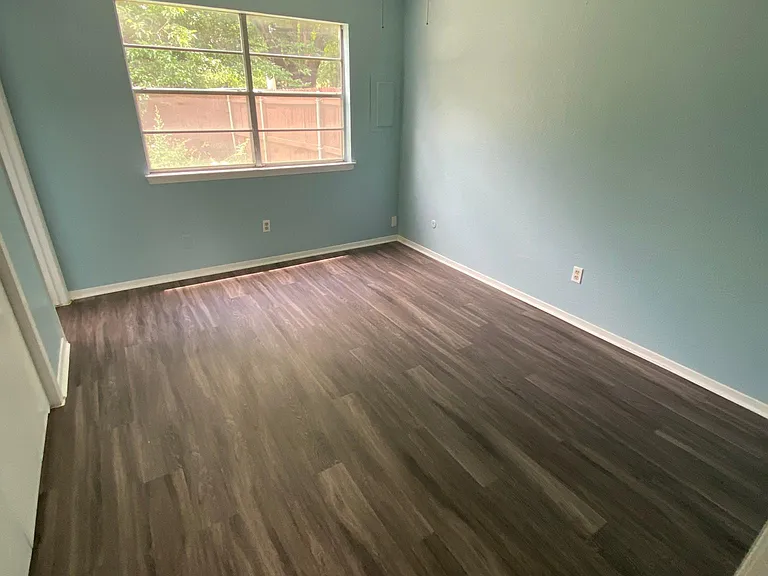 529 E Norwood Cir #529 — Photo 7
