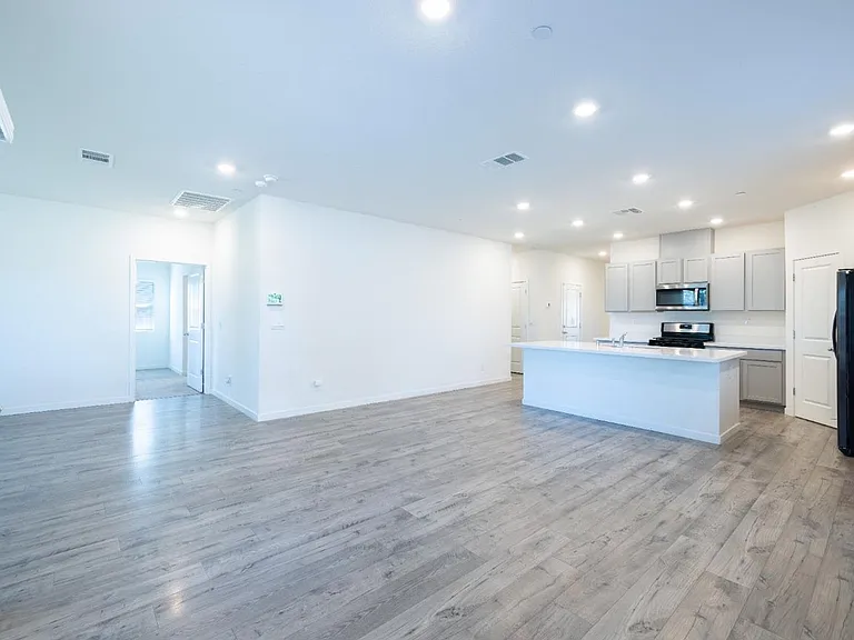 2057 Skipper Cove Way — Photo 10