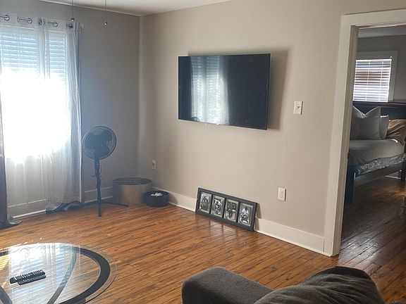 2nd image of 3601-03 Bruxelles St #3601