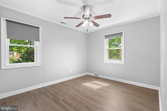 4814 Fox St — Photo 9