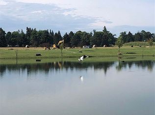 Kemp Pl E #10, Watertown, SD 57201