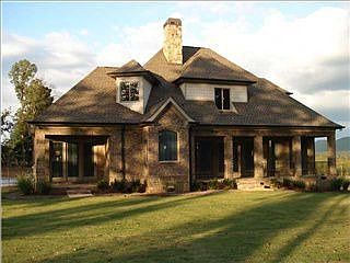 1st image of 8062 Chinkapin Ct