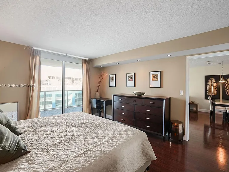 2101 Brickell Ave #1704 — Photo 16