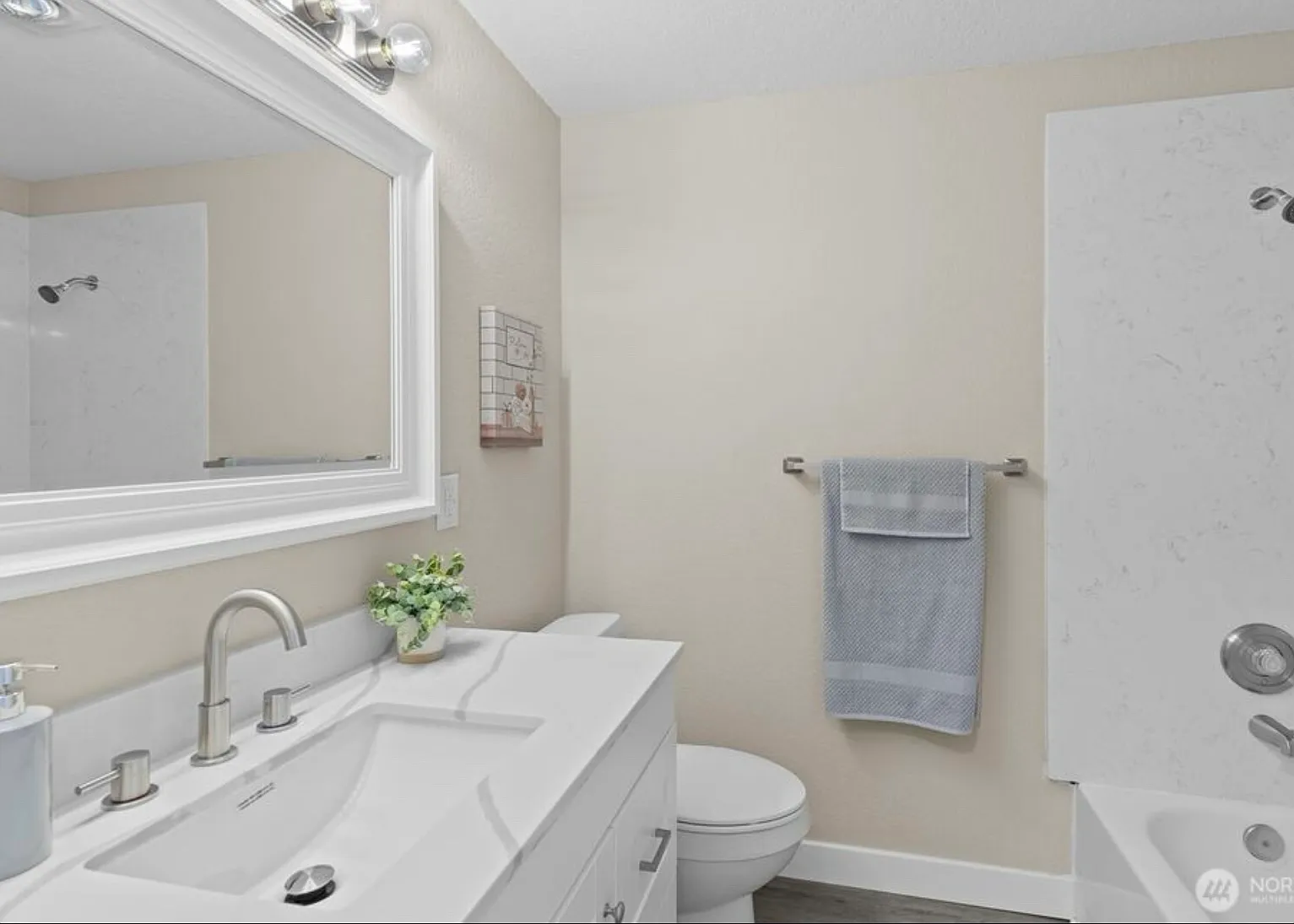 5 bed, 1100 sqft, $850 — Photo 3