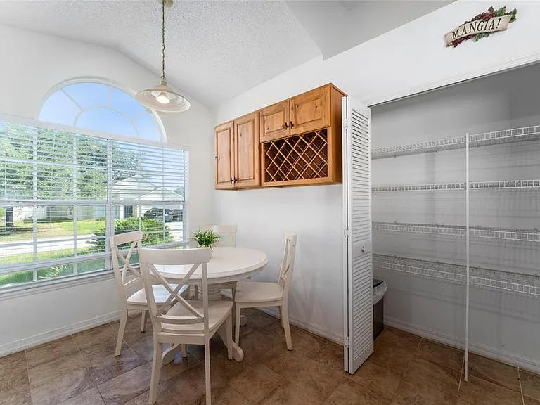 125 Allison Ave — Photo 5