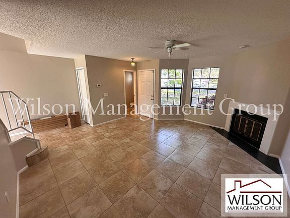 3rd image of 2971 Embassy Ct
