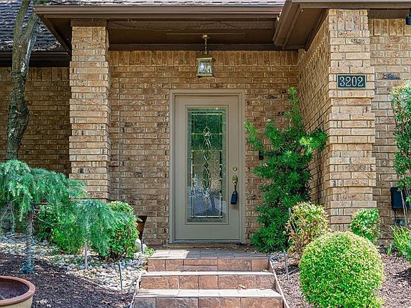 4th image of 3202 Foxcreek Dr