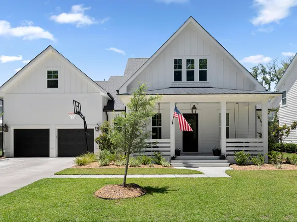 2704 Battle Trail Dr, Johns Island, SC 29455