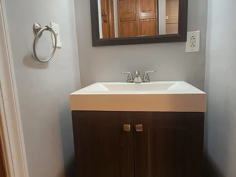 28 E Grand Ave #BB1 — Photo 10