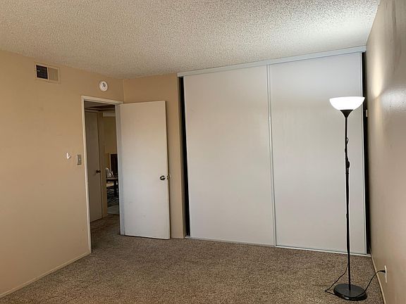 Bed room 1