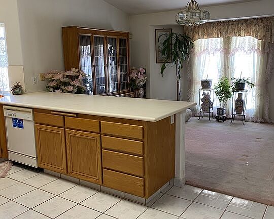 5th image of 1225 Margarita St
