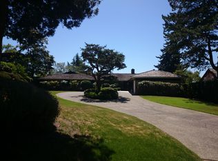 5625 NE Ambleside Rd, Seattle, WA 98105