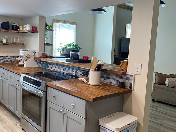 5th image of 408 E Court St #1