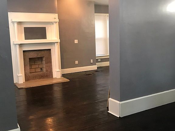 4th image of 2480 East Ave