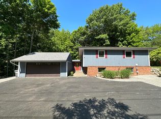 2400 Washington Ave, Saint Joseph, MI 49085